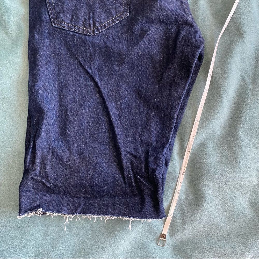 Levi’s 511 Slim Short - Picture 5 of 9